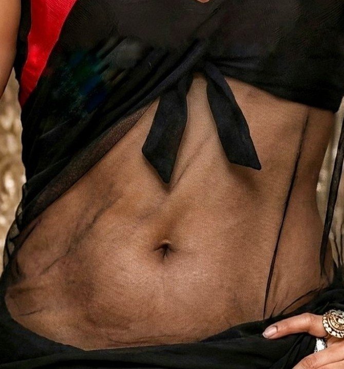 Actress_Charcha's tweet photo. Guess the Navel...?

[Difficult Edition] https://t.co/KDQIOKGrrg