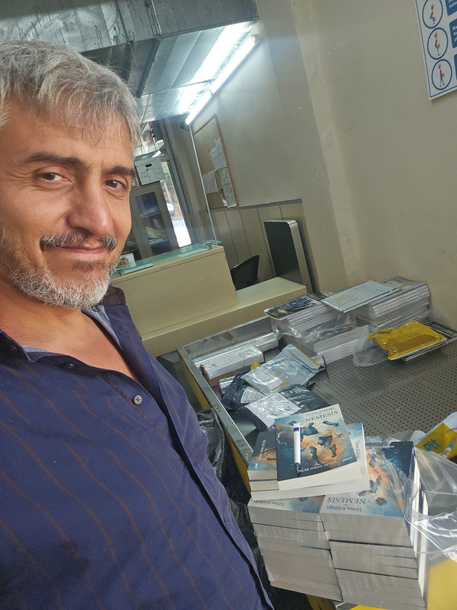 Ferhatarslandr's tweet photo. Kitaplar kargoya çıkıyor.
Desteğiniz için teşekkürler
Ellerimle yolluyorum.
Sabrınız için tşk ederim https://t.co/7ZJHdlQSHq
