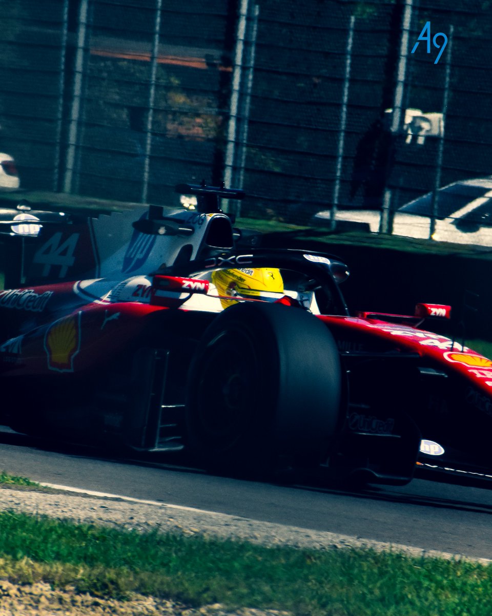 followPitCrew's tweet photo. New style of editing, opinions?

#Ferrari #CL16 #LH44 #FerrariTesting #Imola https://t.co/KXQ2kv7Nnm