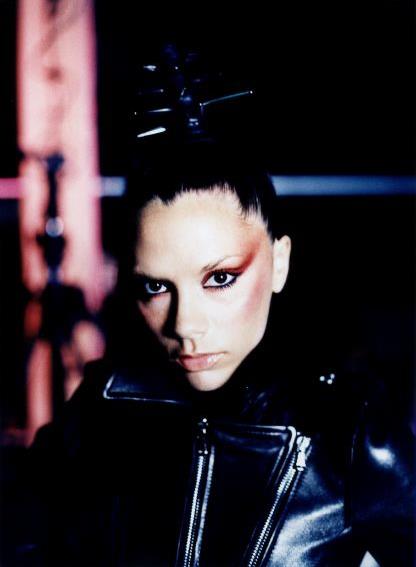 sgfb's tweet photo. Hoje o single de "Not Such an Innocent Girl" da @victoriabeckham está completando 25 anos de lançamento! https://t.co/Qy8Np3TIgq