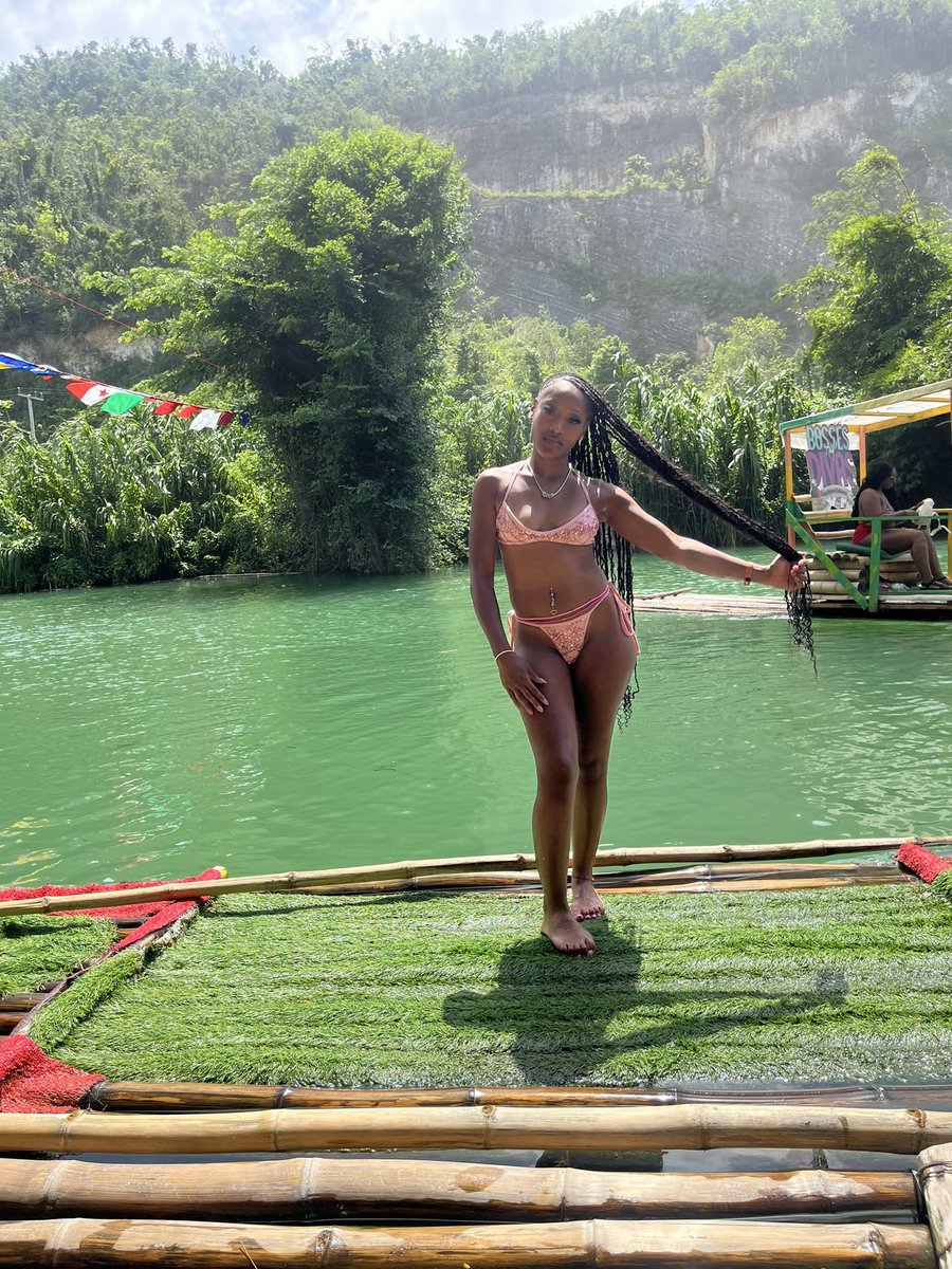 LIEZALOU's tweet photo. Oh I turned 25.🇯🇲 ♍️ https://t.co/CWZyKToODu