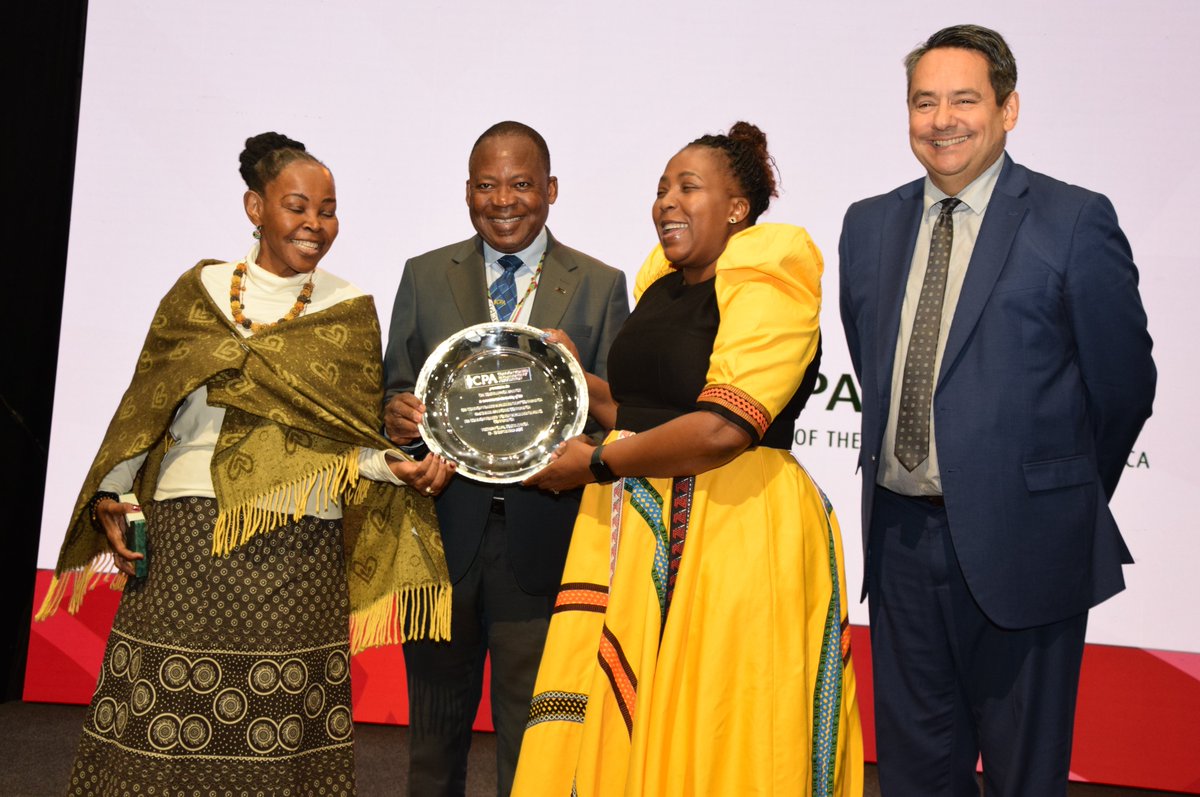 CPA_Secretariat's tweet photo. At conclusion of 69th #Commonwealth Parliamentary Conference #69CPC, CPA President Hon. Refilwe Mtshweni-Tsipane, South Africa NCOP Chair &amp; Hon. Morakane Mosupyoe, Gauteng Speaker were presented with silver salver by CPA Chair Hon. Dr Christopher Kalila &amp; CPA SG Stephen Twigg https://t.co/iLk8aHE0Od