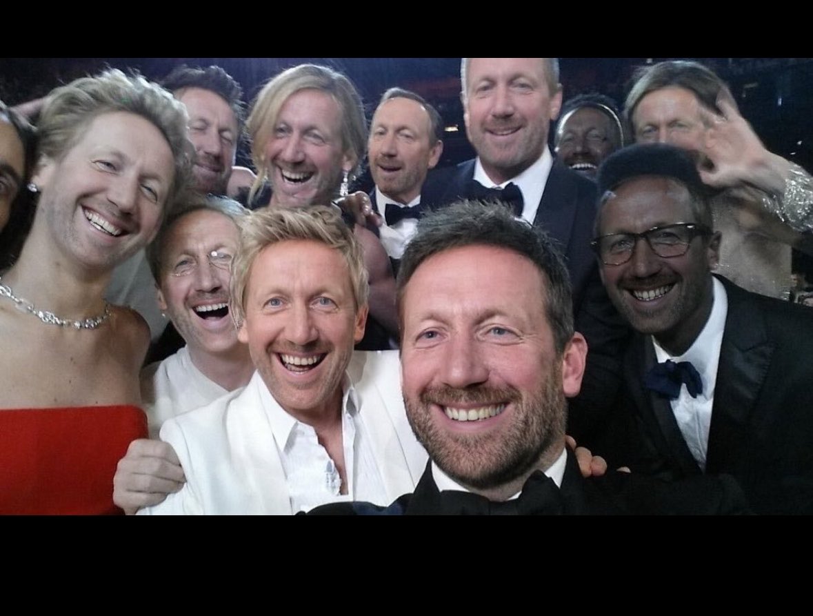 harrybarnett92's tweet photo. @fairieteeth robbed https://t.co/idJKfWEsBb