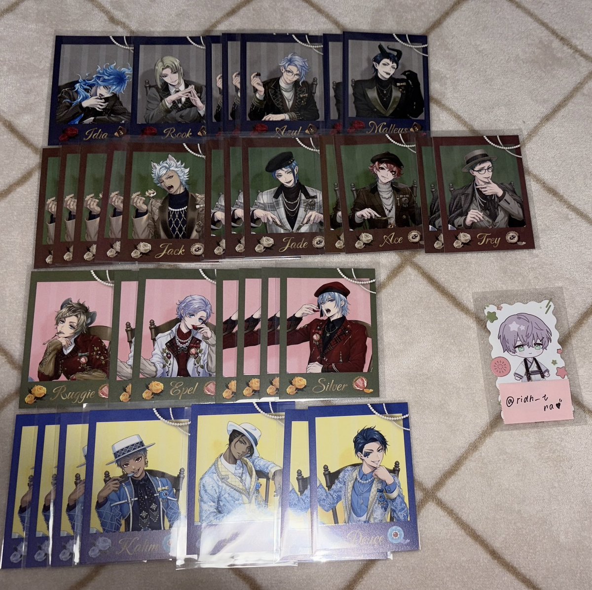 ridh___t's tweet photo. ボンボニエール カード  コレクションカード 交換 譲渡

譲 ）イデア.ルーク.アズール.マレウス.ジャック.ジェイド.エース.トレイ.ラギー.エペル.シルバー.カリム.レオナ.デュース

求 ） 同種 フロイド＞リドル＞セベク
　　画像10枚目 / 定価 https://t.co/kABq4aiB0l