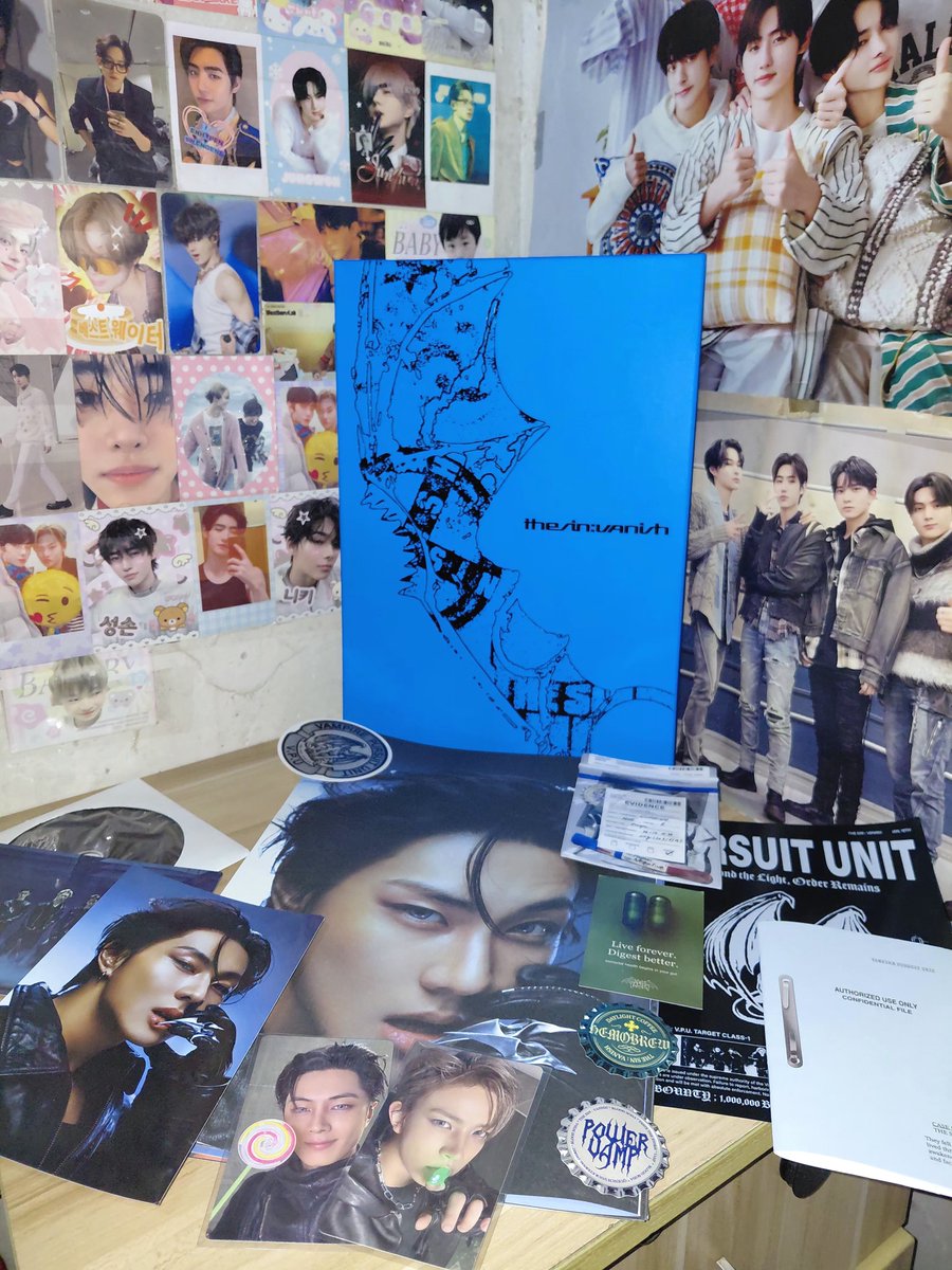 jjungproofs's tweet photo. ୨📮୧・album mail … ! <3  

WTFFFF!!!! SUPER SHOCKS AKO SA PULL!! HEEJAY?!?! OMYGOD. thank you mx.@akiizxrml for this, this is my 1st sin vanish album reg. wsksksk. thank you so much for this po, will take care po sa mga poging to. didn't expect na uuwi ang lovelyy q 💙

#akiiga https://t.co/FMfYjTcEMY