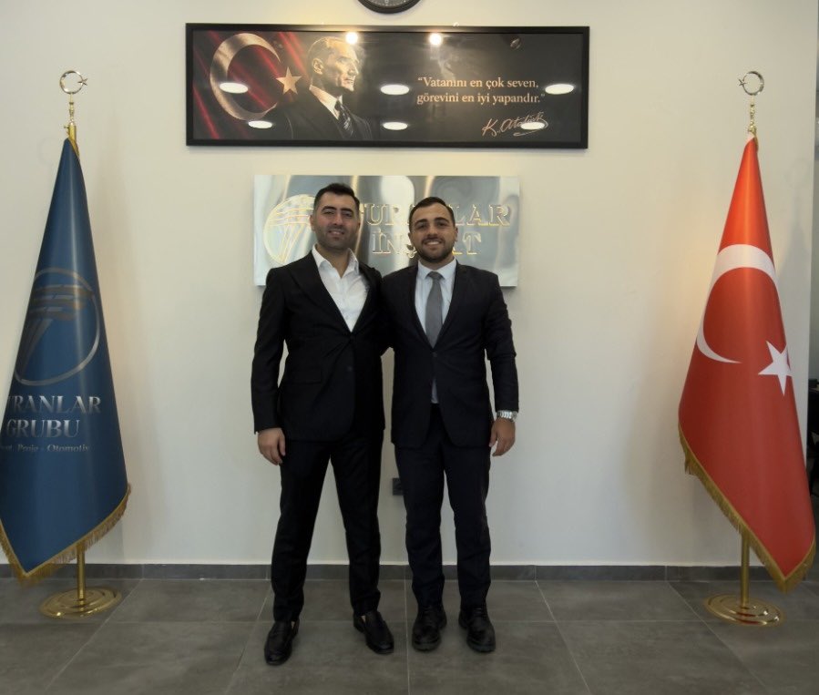 avmerthanaslan's tweet photo. Kıymetli müvekkilim Turanlar Grubu’nun Bayrampaşa’daki Kentsel Dönüşüm Ofisi’nin açılışına katıldık.

Turanlar Grubu kurucusu ve yöneticisi Sn. Okan Turan’ı ve tüm ekibini tebrik ediyor, açılışın hayırlı ve bereketli olmasını diliyorum. https://t.co/JZkzjDWMR4