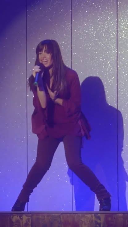 Pseudomona__'s tweet photo. si dudáis entre varo y valgo recordad que Demi Lovato es también Demi Lovalgo https://t.co/nHnkdNrsth