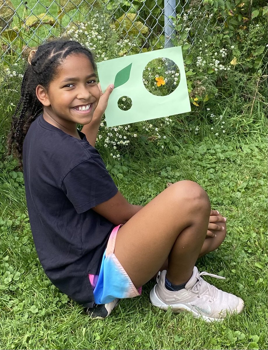 HFLearn's tweet photo. In an inspiring celebration of #DotDay, Grade 5 🦁’s ventured outdoors to seek out dots in nature! 🌿📸 Using their observation skills, they captured the beauty around them while exploring. A perfect blend of creativity and outdoor learning! #ocsbScience #ocsbOutdoors @ocsbArts https://t.co/IQXVwwPNkx