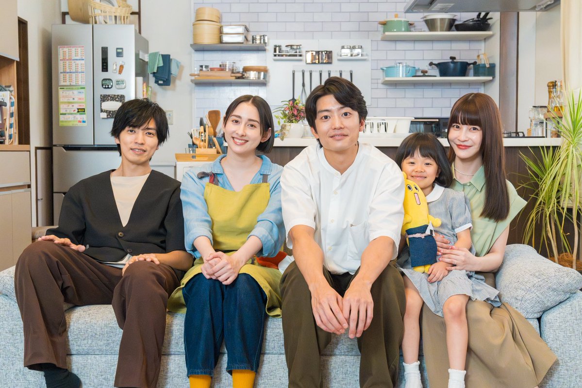 taberudake_tx's tweet photo. 🍽️ ✧ 𝐓𝐇𝐀𝐍𝐊 𝐘𝐎𝐔 ✧ 🥀

タキとカズ。
レイとミワコ。

それぞれが選んだ、それぞれの道—。

「人生最後のごはん、誰と何をたべますか？」

ドラマ『#一緒にごはんをたべるだけ』
最終話までご視聴いただき
ありがとうございました.ᐟ.ᐟ🍙
#早見あかり #伊藤健太郎 #桐山漣 #岸明日香 #久場音葉

☑U-NEXTでは全話見放題独占配信中.ᐟ
☑TVerにて無料見逃し配信中.ᐟ
▶︎▶︎https://t.co/bOwdezuYYC
▶︎▶︎https://t.co/Z6inkgdg5U