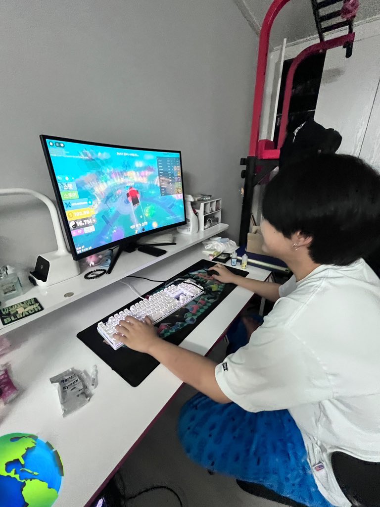 ompk3x's tweet photo. #일상계_𝕏친소 #우울계_𝕏친소 

마음 교류 나누실 분
친해져요 https://t.co/rTFX9i8SxF