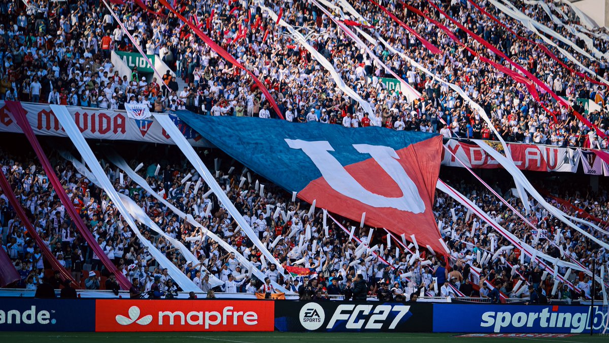 albo75's tweet photo. Yo te doy mi amor…

#LDU 
#Libertadores https://t.co/Ie9c6YXhe8