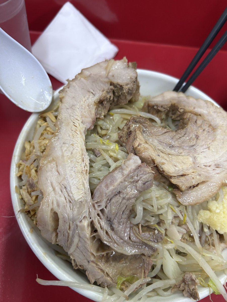Verde_0722_548's tweet photo. こちらが三日月の如し豚です🌙

大きく、逞しく、美しく、素晴らしい。
言葉を失う程、美味でした✨ https://t.co/EOTqE7VFBz