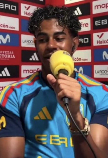 BiggestMohhh's tweet photo. 🚨🎙️ Lamine Yamal on what Karim Adeyemi told him after he missed his penalty against Racing Santander:

“Honestly, when I missed that penalty, I felt like I had let the team down. But Adeyemi came to me and said, ‘Hey Lamine, don’t think about it. Even the best player in the world, Lionel Messi, misses sometimes. Cheer up, don’t worry, the goal will come.’

Those words really helped me. I started pushing myself again, and I didn’t even know he was planning to help me find a goal. All I saw was him constantly pressing, fighting for every ball and creating chances for me.

When I finally scored, he came to me and said, ‘Mission accomplished.’ (laugh)

I’m honestly very grateful to him. Seeing me struggle for a goal and still showing me that much support, especially after the work he put in before giving me that assist, made it even more special. I’m so happy to have him with us.”