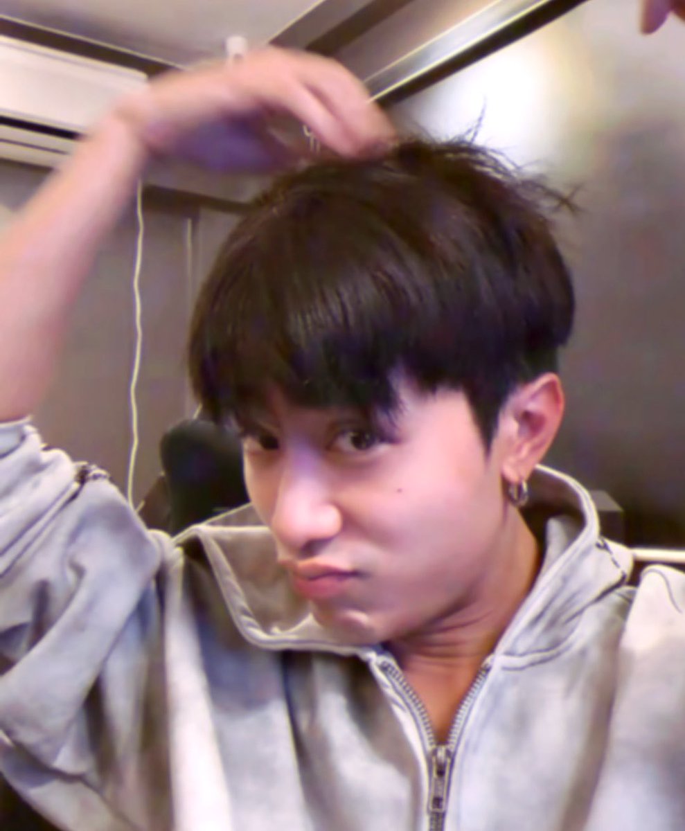 krstnrrae's tweet photo. Like???? Sobrang bebeeee naman niya 🥹
tysm for the public live, Joshie! https://t.co/n637CFx9Iv