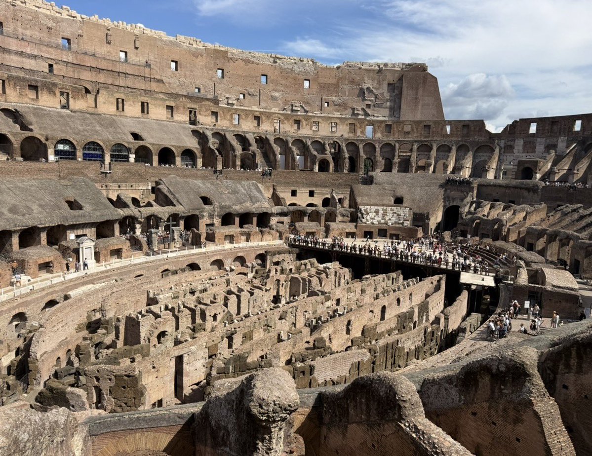 DavePalet's tweet photo. Went to the Colosseum today. No wonder the Raiders and A’s left the place is falling apart. https://t.co/CFZR7kImJB