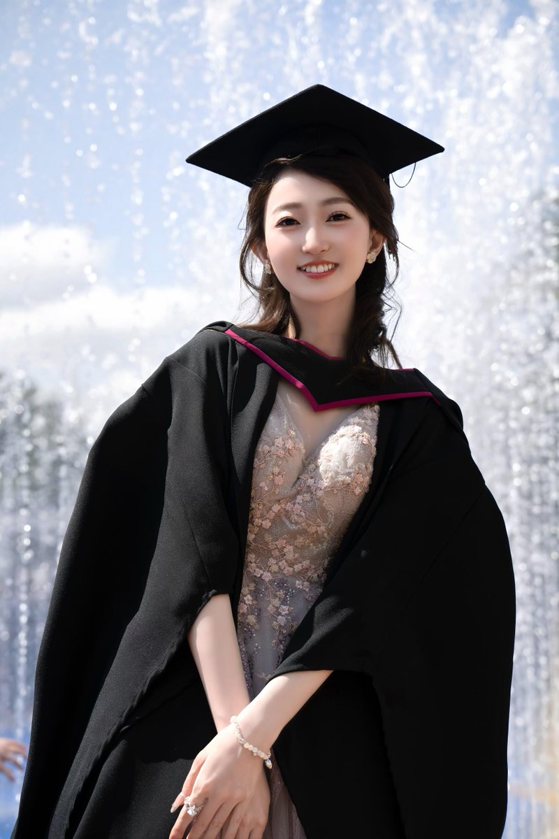 jadef421306's tweet photo. Graduation mode activated  Wrapped up 4 years of late-night study sessions, chaotic cafeteria runs, and unbeatable memories with my favorite people. Here’s to the next chapter—let’s make it count!， https://t.co/hfAHcZLdH0