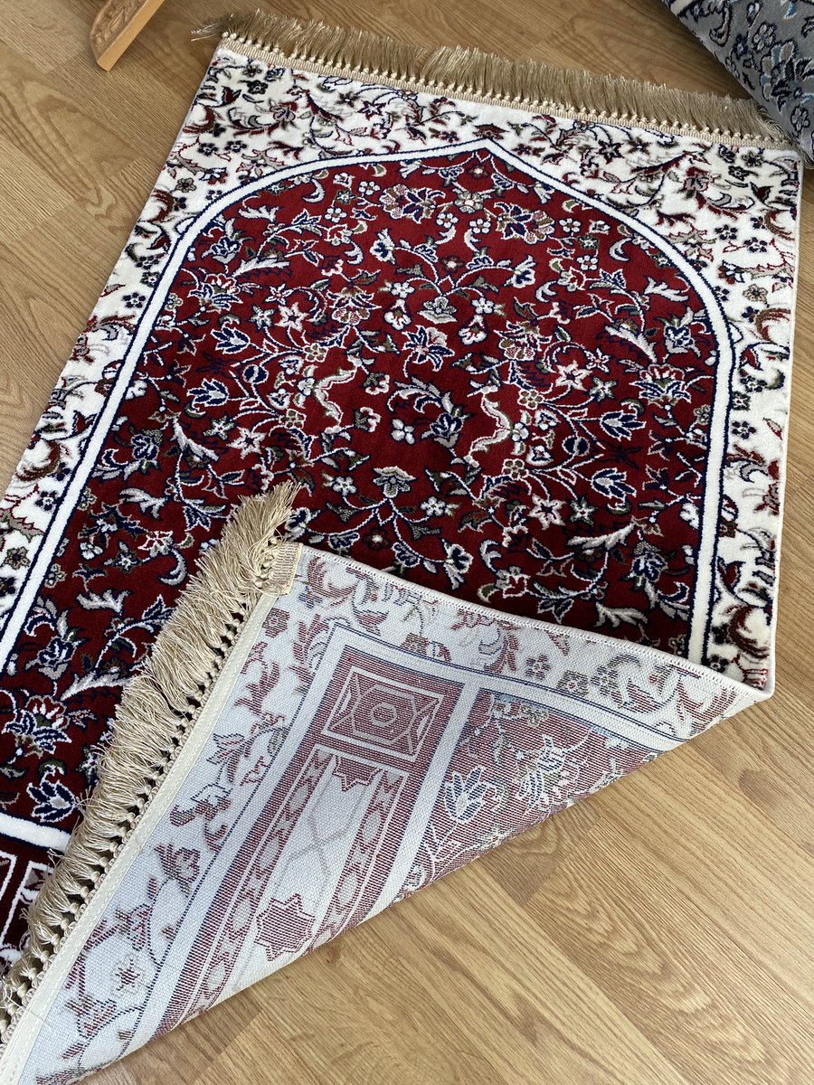 HadraDukkan's tweet photo. Ravza (Mihrab) Desen 14 mm Halı Seccade (Bordo)

Detaylar için 👇🏻
https://t.co/XSM91P1sN1

#medine #ravza #umre #umrehediyesi #hac https://t.co/tLDMjOa5f6