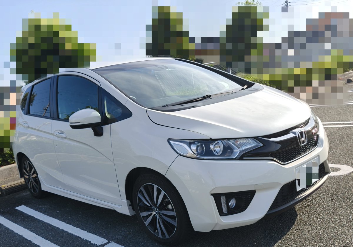 JOTAkoto's tweet photo. フィット RS GK5（2015年式 前期）売ります

総走行距離　13419キロ
修復歴なし
車検　令和9年2月まで

価格
150万円（現金一括）

質問等はDMまでよろしくお願いします。

150万で欲しい方いれば売ります

 #車売ります https://t.co/Dxq6JTfqfN
