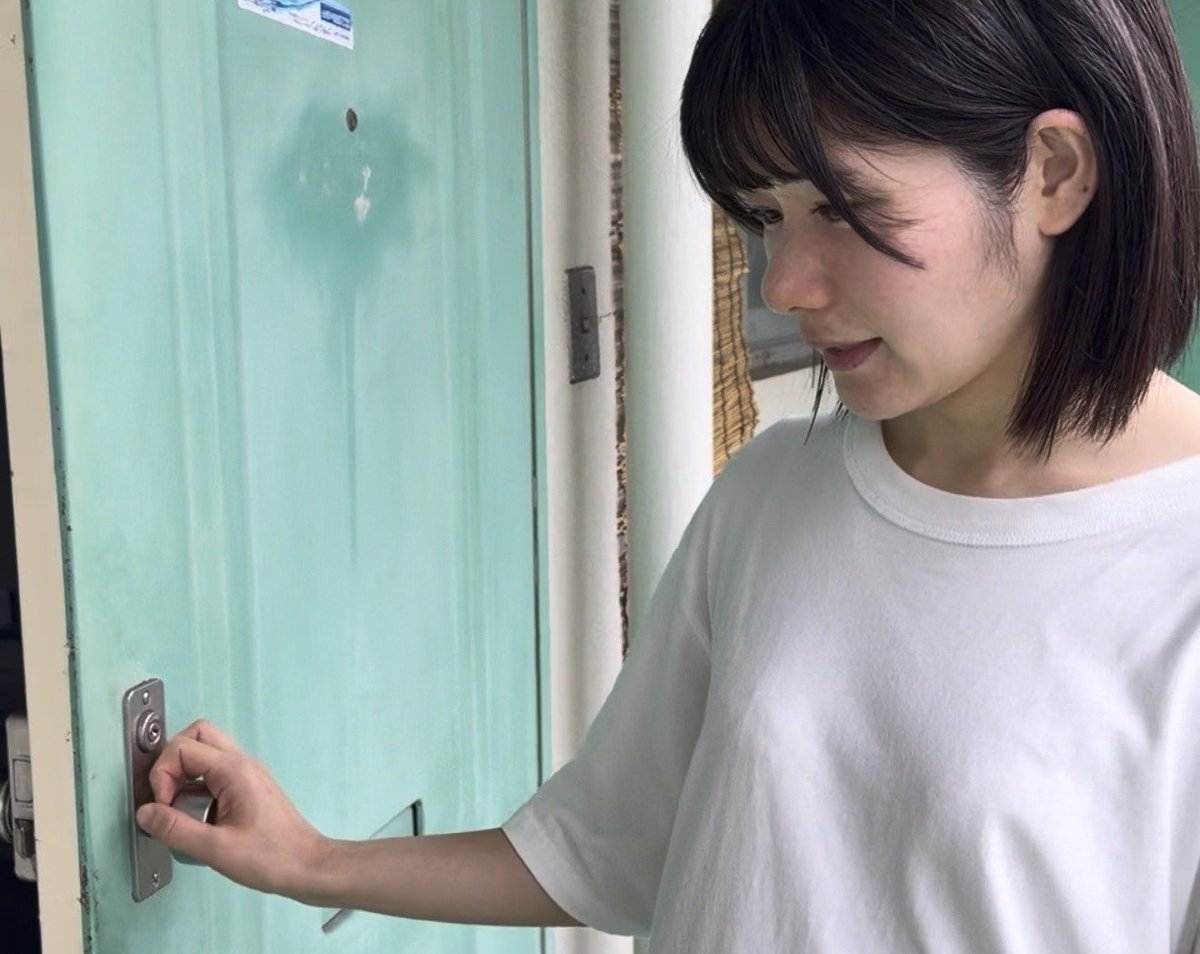 Juanse24's tweet photo. 【完全顔出し】美人人妻さんの潮吹き
↓
https://t.co/eEuzsoxvQF https://t.co/CVJc6NXtej