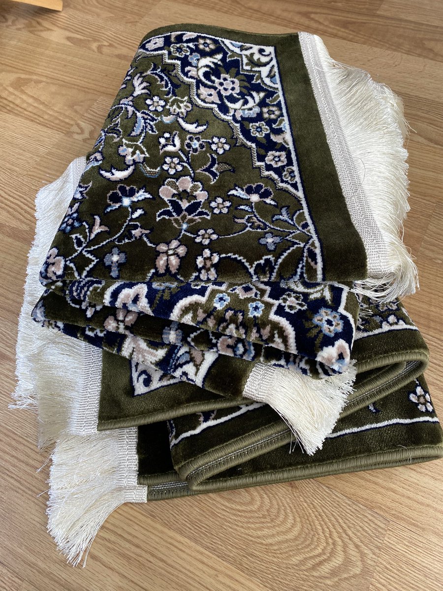 HadraDukkan's tweet photo. Ravza (Klasik) Desen (4mm) Halı Seccade (Yeşil)

Detaylar için 👇🏻
https://t.co/XSM91P1sN1
https://t.co/wYbkjMy7CQ

#medine #ravza #umre #umrehediyesi #hac https://t.co/j78JQnYT3l