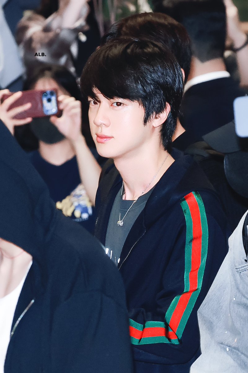 ALittleBraver92's tweet photo. 2609017  HD

#방탄소년단진 #김석진 #석진 #진 #BTSJIN #JIN 
#BTS_WORLDTOUR_ARIRANG
@BTS_twt https://t.co/ViED5Cf0yw