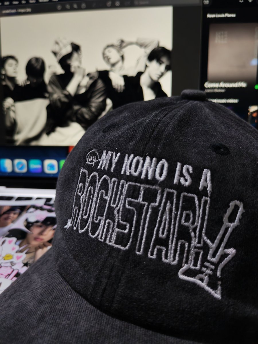 eomnotkeonho's tweet photo. ・（ ♡ ）#forhuening

new mail today from @gwiyeojju !! Thank you so much ate sei for this! Super nakakatuwa ung final product from the pics i kept seeing. Legit saw the production pics pa lang sa upds mo nd was alr excited. 🥹 Can't wait to try it on!! 🤍

+ × +   ☆  #thnxsei https://t.co/VuCqTiVYUn