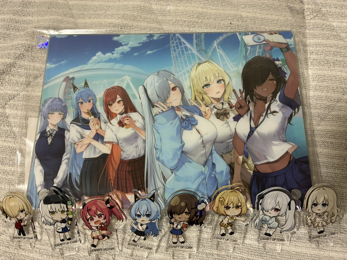 pakpakken's tweet photo. Aボックス5個とBボックス3個買って
ナガとシンデレラ出たの神すぎる
ラピは出なかったが、、、
グレイブ誰か分からんかったくらい可愛い https://t.co/MwfKdXATeh
