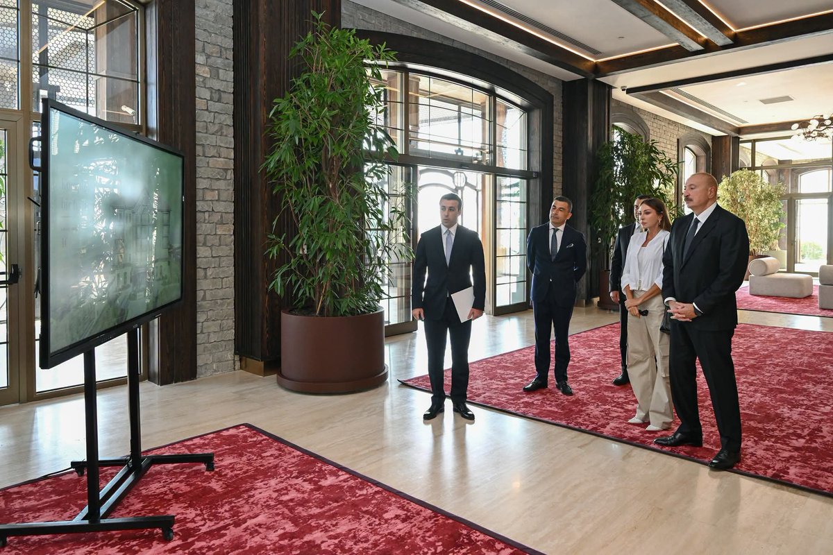 YAP_1992's tweet photo. Prezident İlham Əliyev Şamaxıda “Meysari Grand Hotel &amp; SPA” kompleksinin açılışında iştirak edib.

https://t.co/yTEBlNsgyd https://t.co/k13uqzXn6T