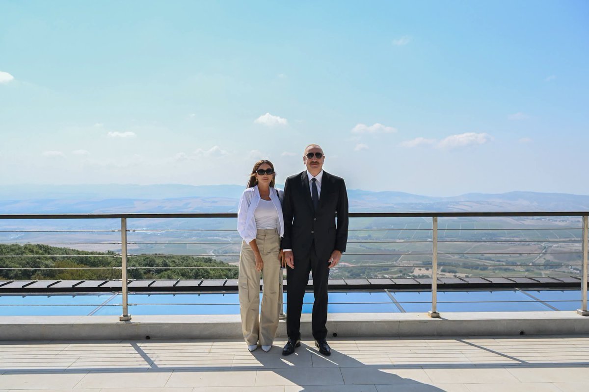 YAP_1992's tweet photo. Prezident İlham Əliyev Şamaxıda “Meysari Grand Hotel &amp; SPA” kompleksinin açılışında iştirak edib.

https://t.co/yTEBlNsgyd https://t.co/k13uqzXn6T