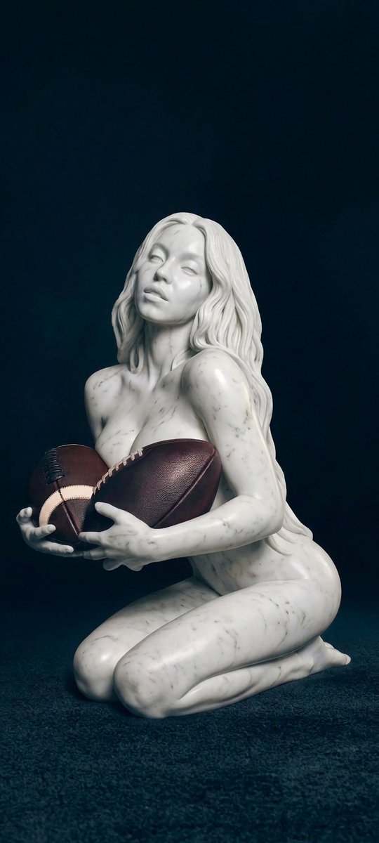 SolidifiedGirl's tweet photo. @sweeneyllll We all know her fate is to be turned into a gorgeous statue ❤️ https://t.co/EA7dvJsv5s