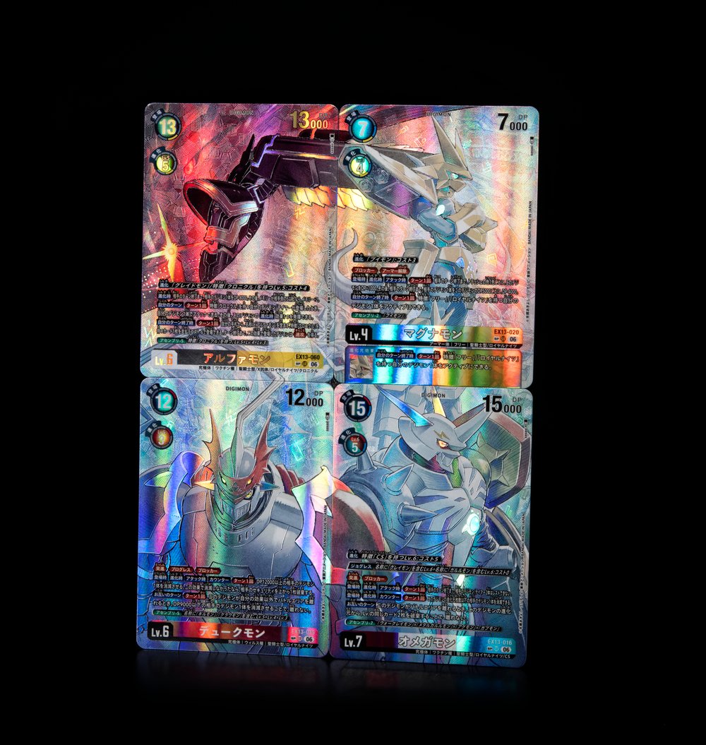 digimon_tcg's tweet photo. ★カード紹介★
『エクストラブースター CHIVALROUS XIII【EX-13】』のSPカードとサンプルをご紹介。

本日のカードは「マグナモン」「デュークモン」「オメガモン」「アルファモン」です！

🔽詳細
https://t.co/JQ6SRyvpGw

#デジモンカードゲーム #デジモン https://t.co/Xqnm78F15U