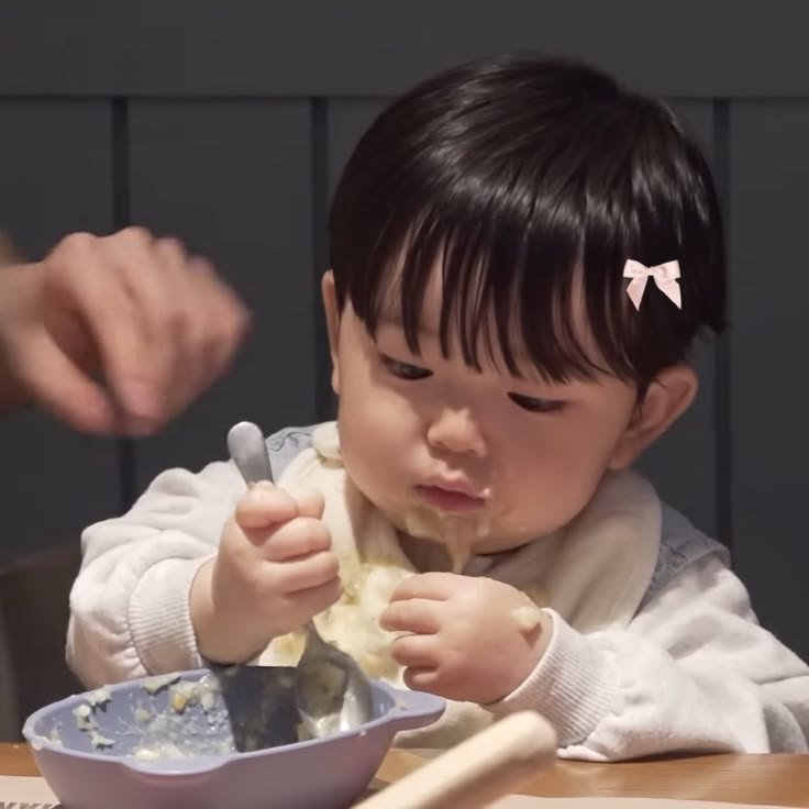 healbeom's tweet photo. my most wonderful baby, my most adorable round ball, my tiny kitten, who is like a new little member of our family, who will always be so loved and important to us. my little bean, i miss your fluffy cheeks and your uncles, who have always been so fascinated by you💔 https://t.co/rg7ddHCl7L
