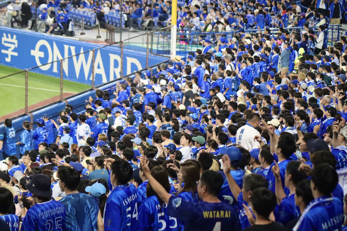 jingu_stadiumpr's tweet photo. 🐹💫Thank you fans🏟️
本日で神宮球場の #横浜DeNAベイスターズ 戦は全日程を終了しました。
ベイスターズファンの皆さま、今シーズンもたくさんのご来場をありがとうございました！

#限界のその先へ #baystars #神宮球場 https://t.co/B9OvI6U1Pp
