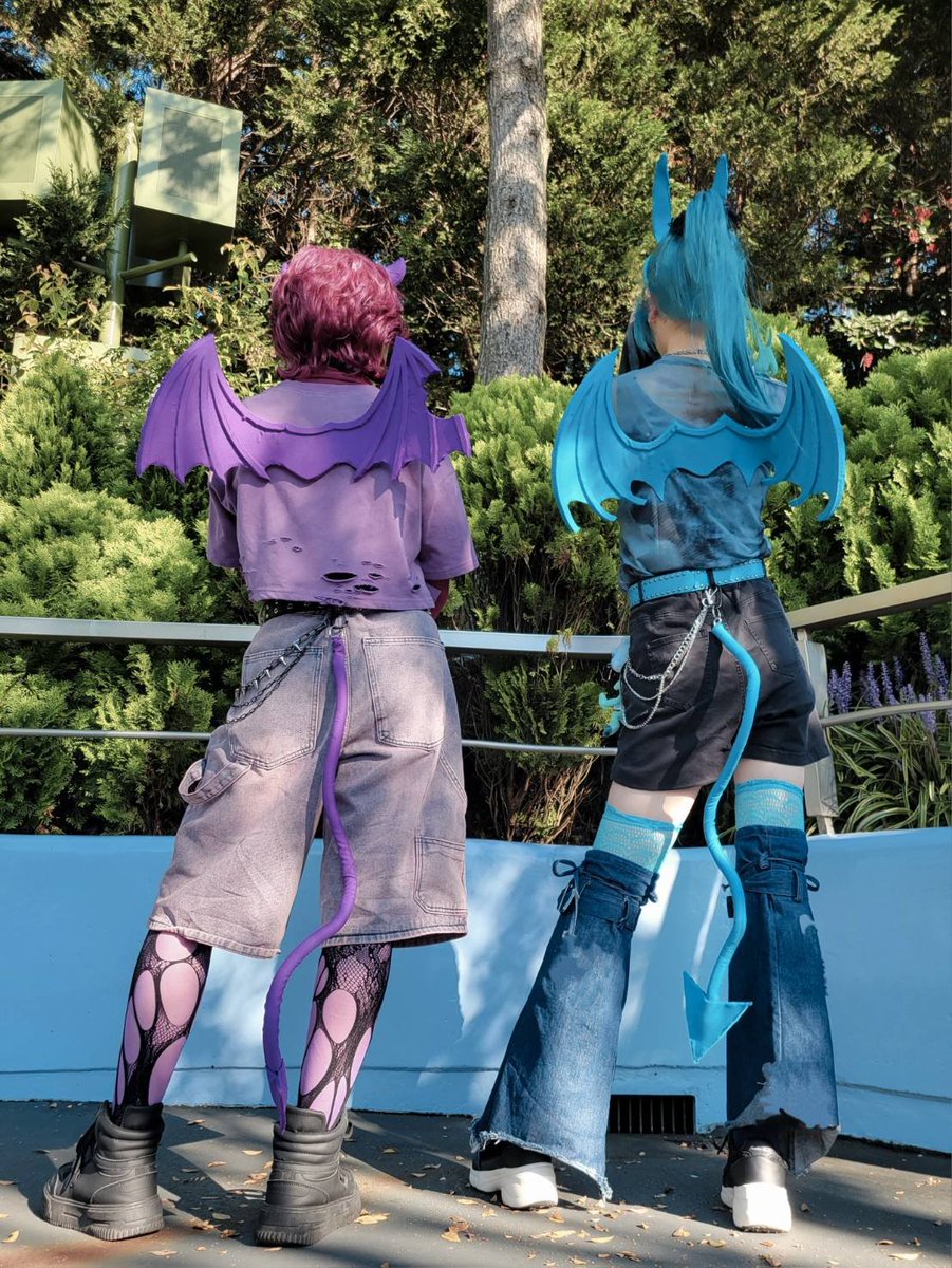 yuzunoha666's tweet photo. ⚠️仮装
超念願！！！のヘラクレスのペイン&amp;パニックの仮装をしてきました💜💙ｶﾜｲｲ!!!
本当にたくさんの方に褒めていただけて嬉しい～😭！楽しかった！ https://t.co/VNXcH17QkQ