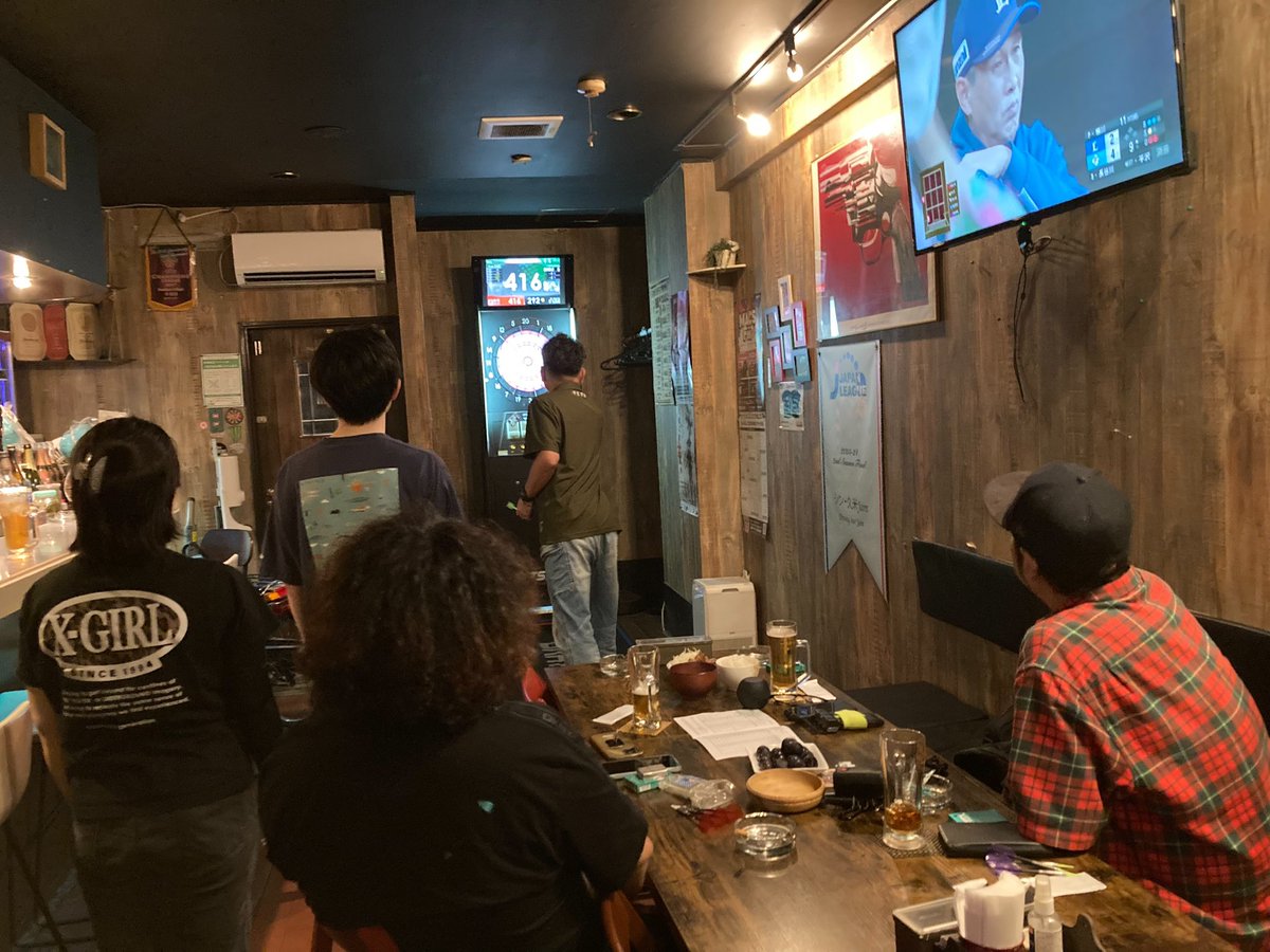 diningbarjam's tweet photo. こんばんは♪
本日はJAPANリーグです🎯
水曜チームに続いて勝ちたいですね〜
皆さん!楽しんで頑張ってます💪
オススメフードは生姜焼き‼️
#ダーツバー #ダーツ #darts #東村山 #DiningBarJam ダイニングバージャム ダーツ好きな人と繋がりたい おひとりさま歓迎 https://t.co/M3QivrdFLk