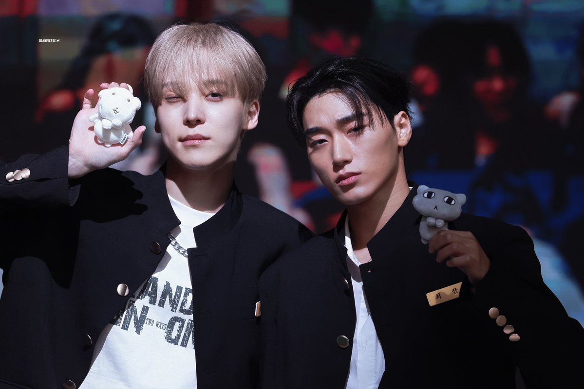 saniverse_0710's tweet photo. 260917

#SAN #최산 #サン
#윤호 #YUNHO #정윤호
#ATEEZ #에이티즈 https://t.co/vdv7GDvW7u