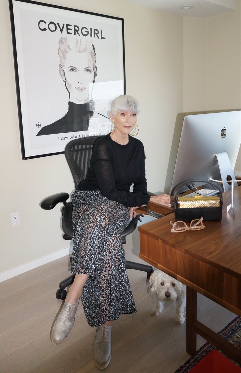 MayeoonX1's tweet photo. Today is Labor Day. My real job for 40 years was having a dietetic practice. I saw patients in nine cities and three countries. Here are some photos from Los Angeles, Toronto, Johannesburg and Durban.
I write about my practice in my new book, coming out in eight days. https://t.co/wfSunAkZV7