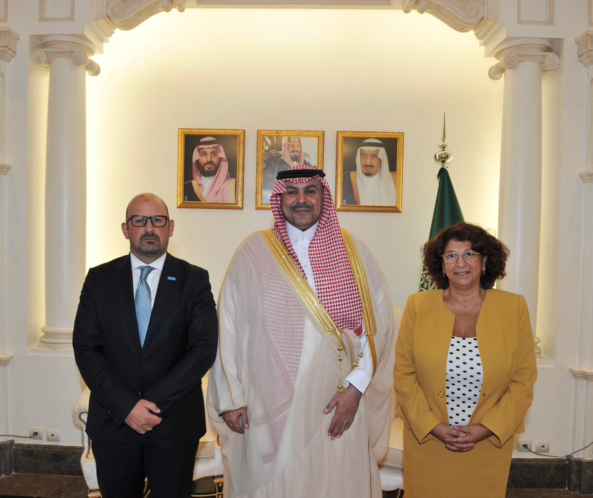 DrAhmedZouiten's tweet photo. Honored to meet H.E. Fahad Aldosari @FahadAALDOSARI Ambassador of the #KingdomofSaudi Arabia 🇸🇦 in #Lebanon 🇱🇧

We discussed cooperation between the @KingdomofSaudi &amp; @WHOLebanon in support to the health sector in Lebanon

Happy to collaborate for advancing #UHC &amp;   #Health4All https://t.co/DsIeqmZ5JQ