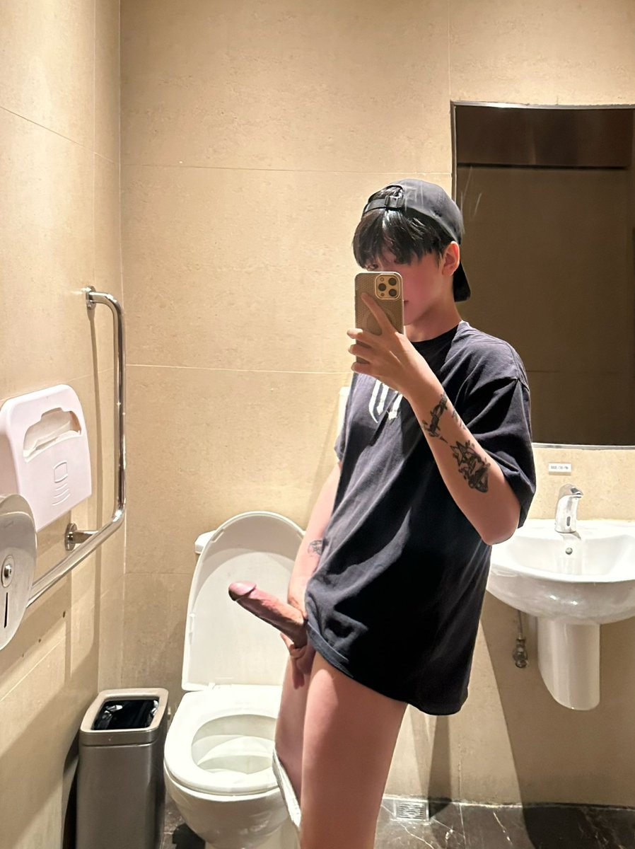 Kaerdaj's tweet photo. 🙄流量真好 https://t.co/USYIAB2aXf