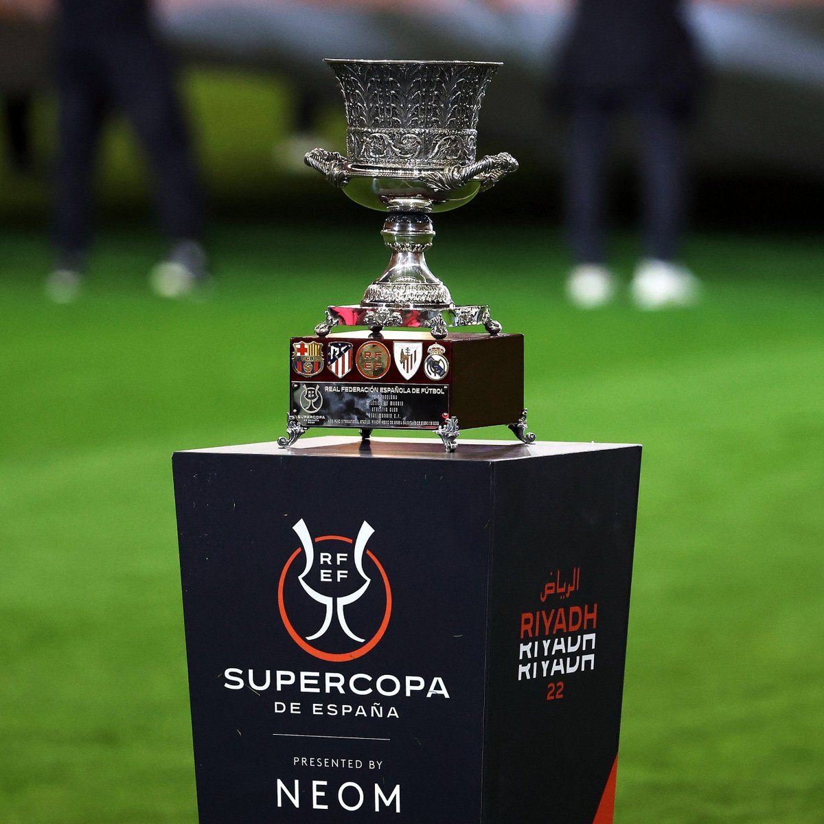 orkunasorcom's tweet photo. İstanbul'da yapılacak İspanya Süper Kupa maçlarının statları belli oldu.  

▬ İlk yarı final: Chobani Stadyumu (2 Şubat)  
▬ İkinci yarı final: Tüpraş Stadyumu (3 Şubat)   
▬ Final: RAMS Park (6 Şubat) https://t.co/FXkdkRWWyP