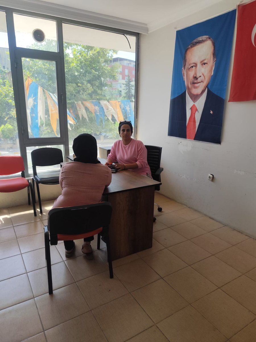 SilvanAkkad's tweet photo. Bugün Parti binamizdan.

#akkadınlarnobette
#akkadınlarheryerde https://t.co/2CZJZq9YFc