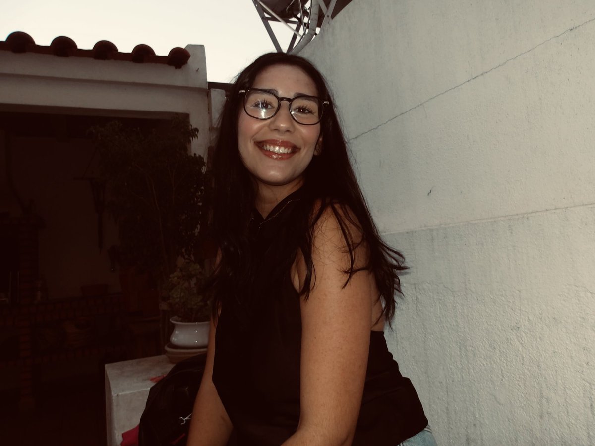 pdb_diana's tweet photo. ☀️🌊🍻🌙🩷 https://t.co/3iTiNem25S