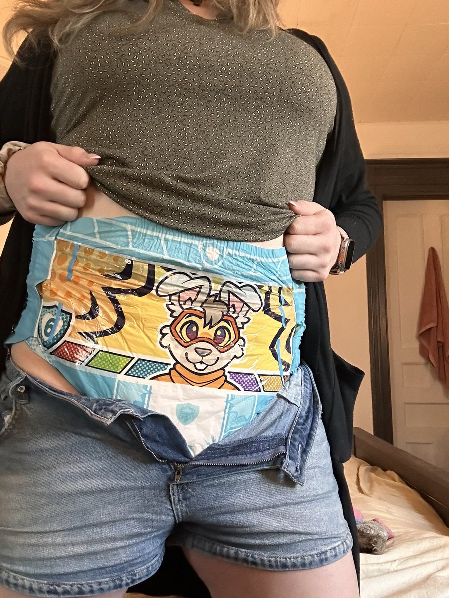 MsArborist's tweet photo. Been a busy morning/day so I’m only getting around to this now, buuuuut here’s today’s diapers as my pup @OneLittleStoner  and I work up to being full time diapered and bed wetters 🙈 sound on kiddos, let’s see those diapers! If you like our content we have a Jff, link in bios! https://t.co/jwlwA6dmyI