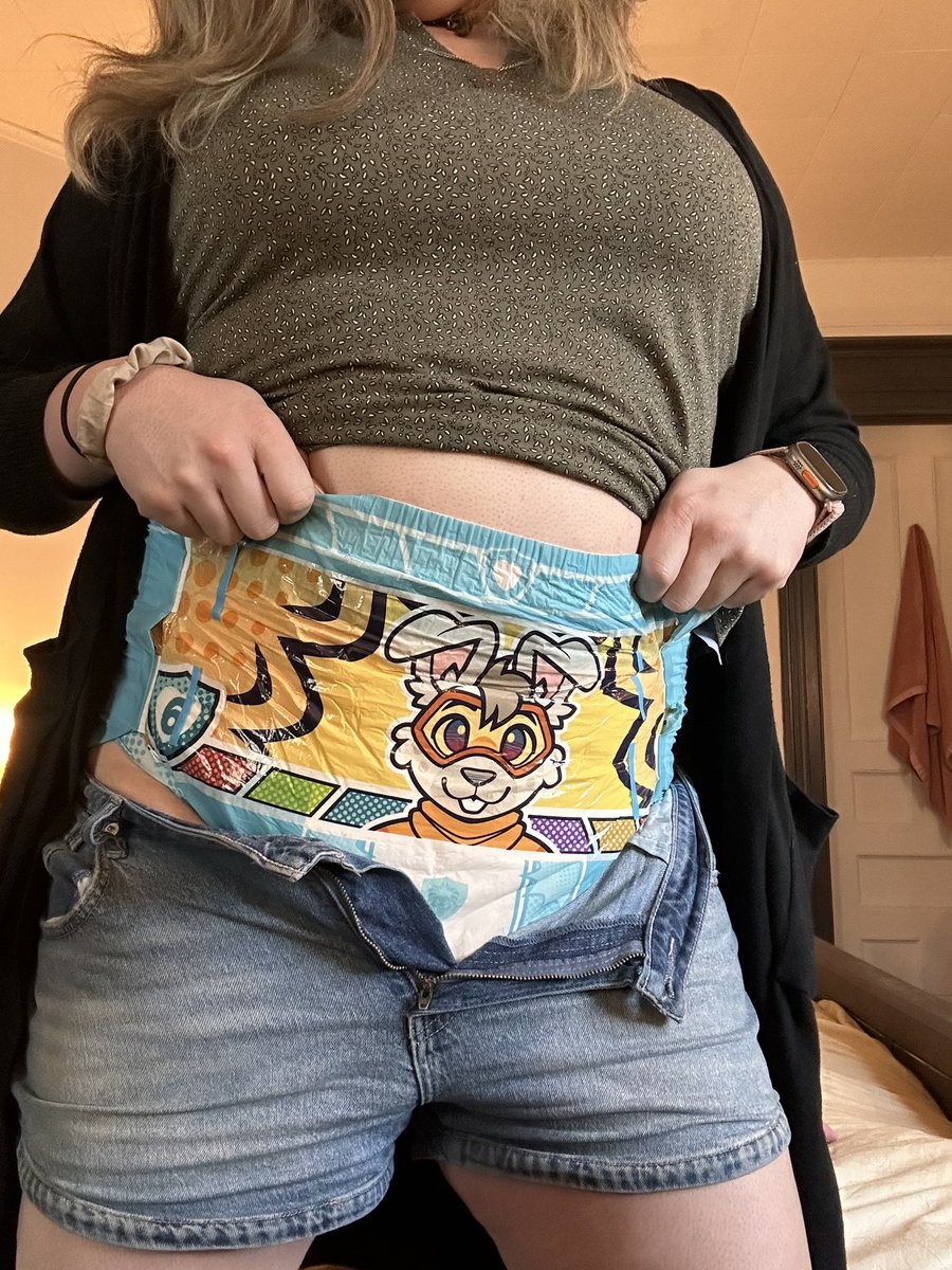 MsArborist's tweet photo. Been a busy morning/day so I’m only getting around to this now, buuuuut here’s today’s diapers as my pup @OneLittleStoner  and I work up to being full time diapered and bed wetters 🙈 sound on kiddos, let’s see those diapers! If you like our content we have a Jff, link in bios! https://t.co/jwlwA6dmyI