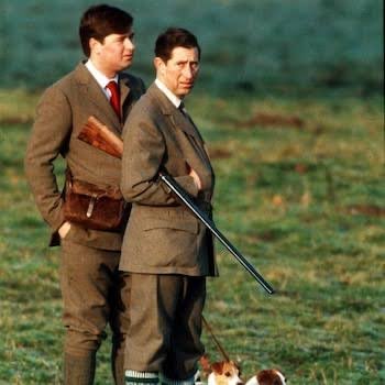 eddluxe's tweet photo. Now WAIT A DAMN MINUTE!!

WHY is this the first I’m hearing about this “rumor” that then Prince Charles got caught getting a blow job from his valet and that Diana supposedly said Charles was in love with him?? https://t.co/TBDWrSpBNN