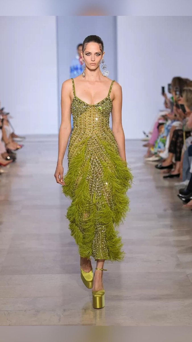radianceglimmer's tweet photo. wear or pass ? https://t.co/ctqcnMRVGB