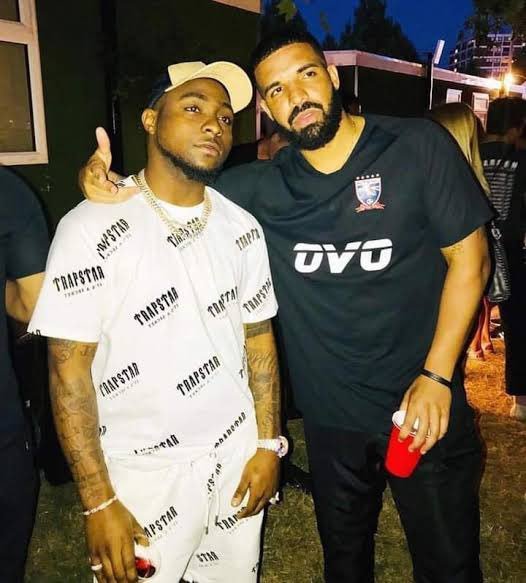 Adamisa41932's tweet photo. They made Wizkid and Wizkid should be grateful instead🤝

Tems with essence 

Davido with pakurumo video money

Drake with One Dance even though e no come closer https://t.co/34V2LJ6blD