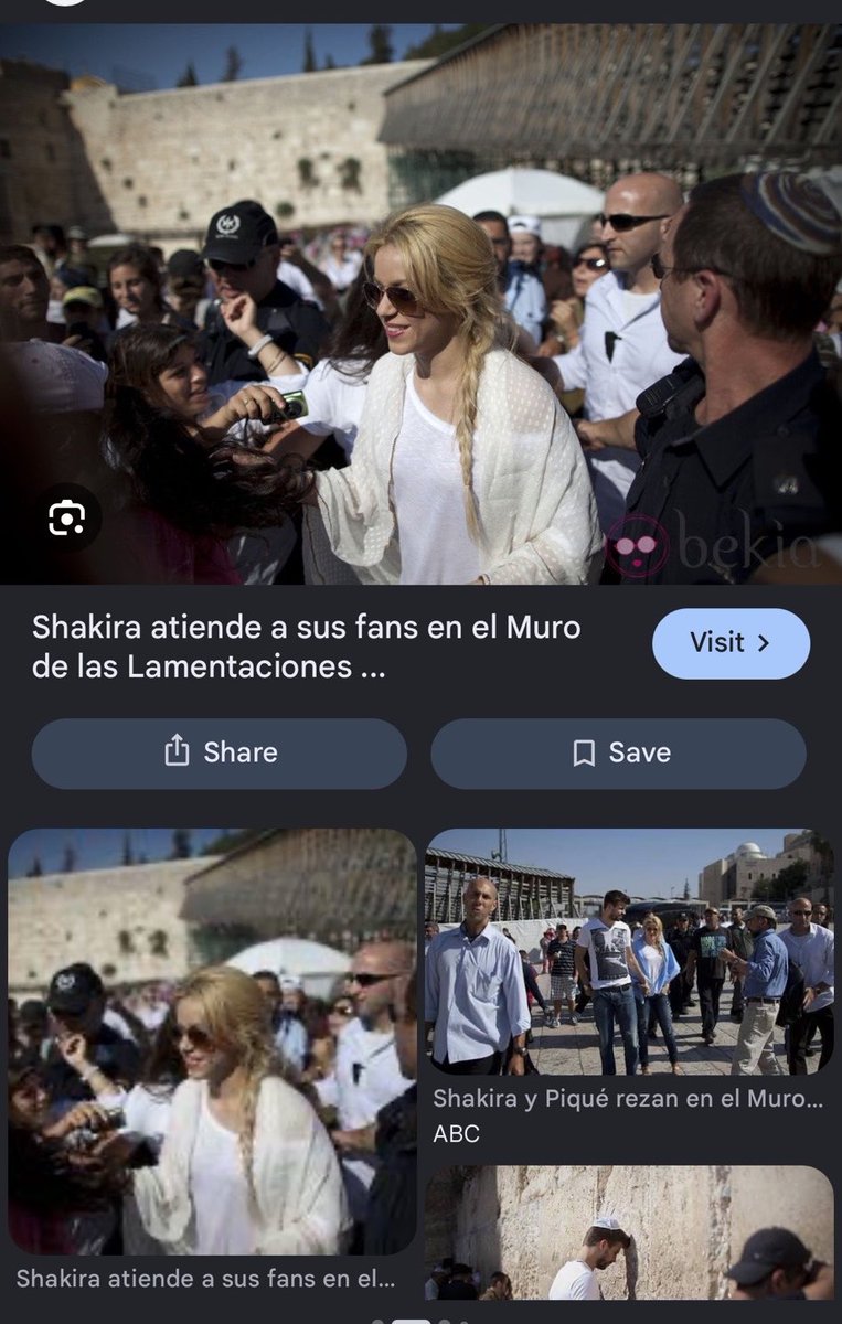 Yhonnerys's tweet photo. @Haltutu Karol G siempre copiando a Shakira. https://t.co/LgtijjK61t