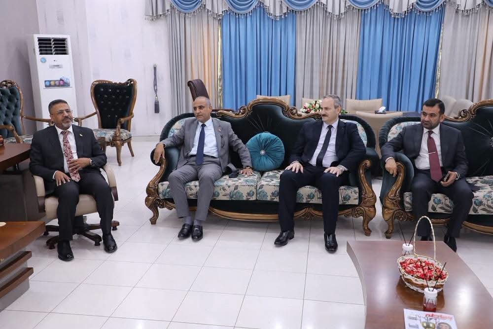 UOD_NEWS's tweet photo. رئيس جامعة ديالى يستقبل لجنة تقييم الواقع العلمي والأكاديمي ويؤكد: التقييم ركيزة أساسية لتطوير الأداء الجامعي

https://t.co/0vxtrAqG22 https://t.co/TLTppnHhJb
