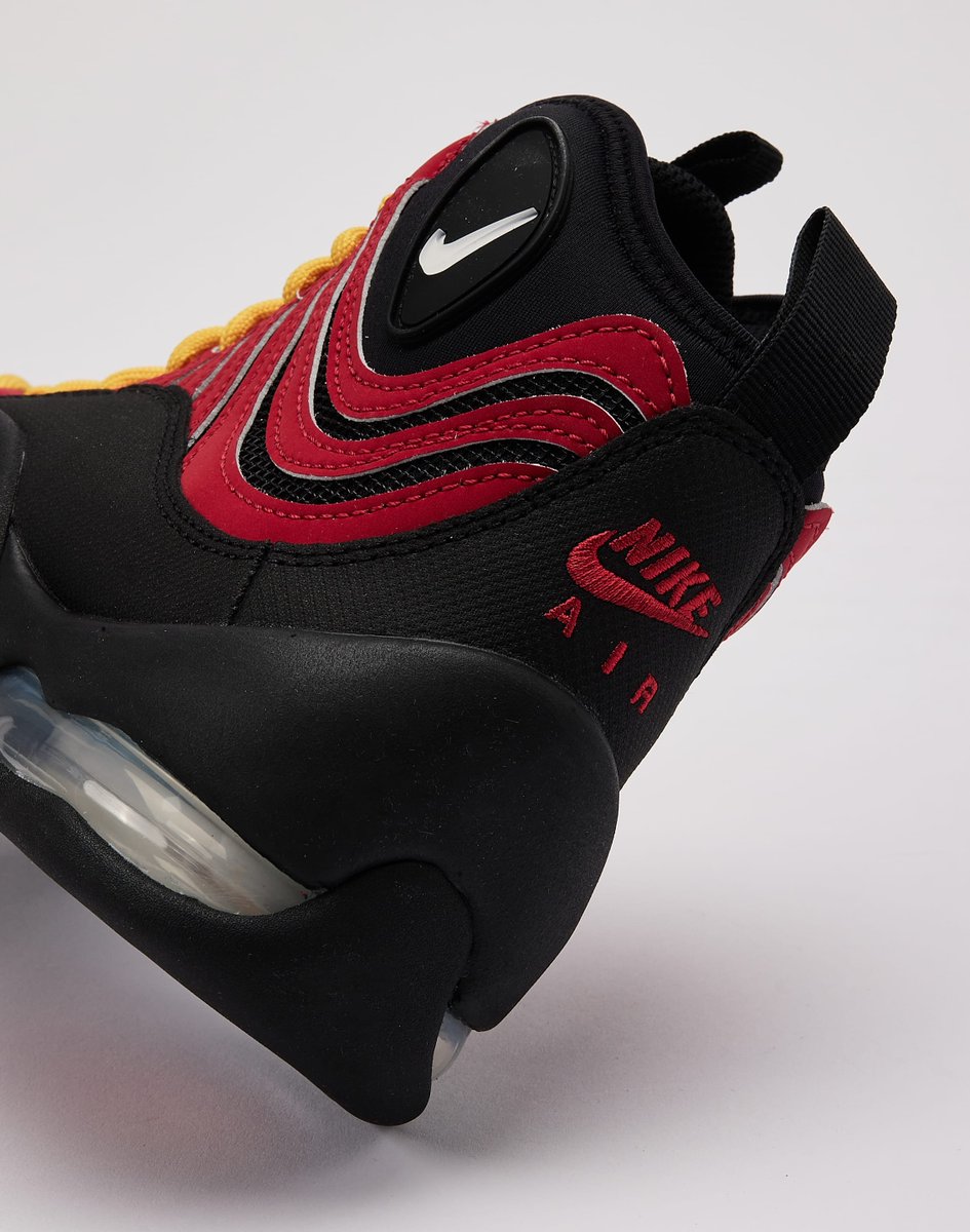 houseofheat's tweet photo. Detailed Look: Nike Air Bakin OG "Varsity Red" 🥓

• September 29th 
• $170 https://t.co/ozWRoL6xz4